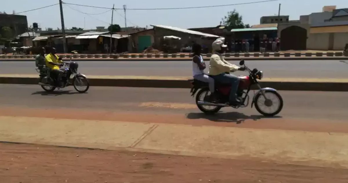 Kétou : les conducteurs de taxi-moto devront porter l&rsquo;uniforme dès juillet 2026