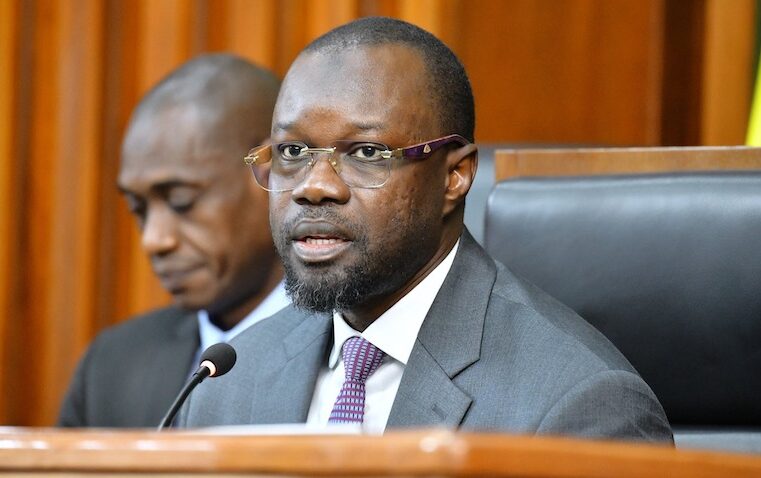 Crise politique au Sénégal : sonko accuse l&rsquo;opposition de manipulation institutionnelle