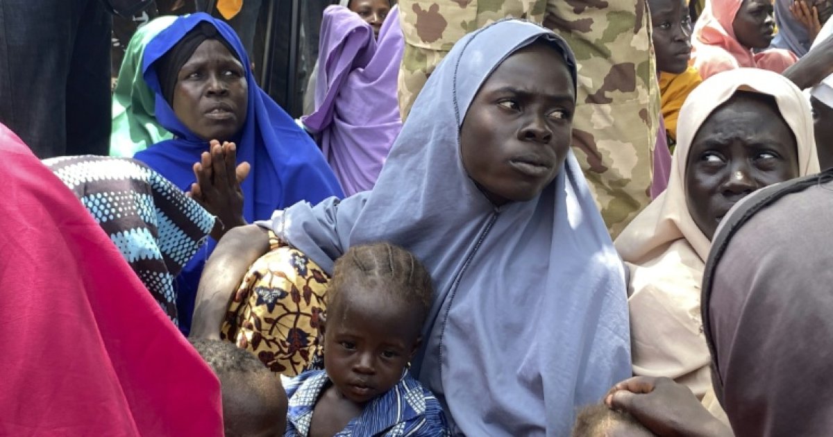 Nigeria: plus de 400 anciens otages de Boko Haram remis aux autorités
