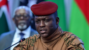 Le Burkina Faso d&rsquo;Ibrahim Traoré s&rsquo;oriente vers un modèle de gouvernance autoritaire