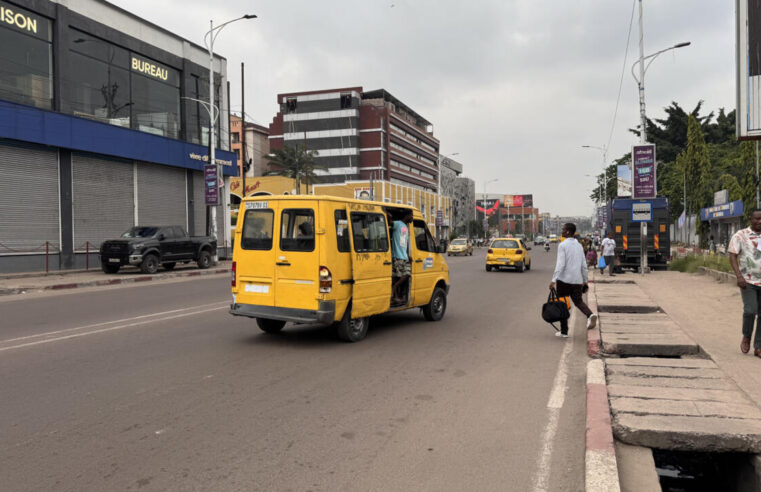 Kinshasa sous tension : l&rsquo;opposition évalue l&rsquo;impact de sa journée « ville morte »