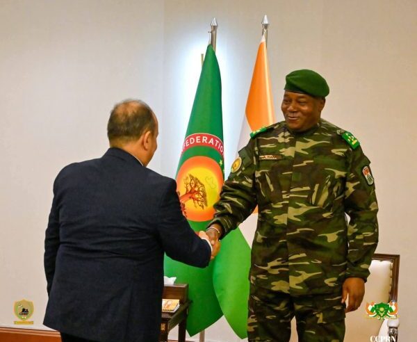 Rencontre historique entre Niamey et Alger pour renforcer l&rsquo;axe stratégique sahélien
