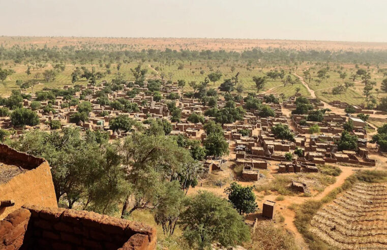 Le retour des Dogons déplacés à Bankass : entre espoir et contraintes au Mali