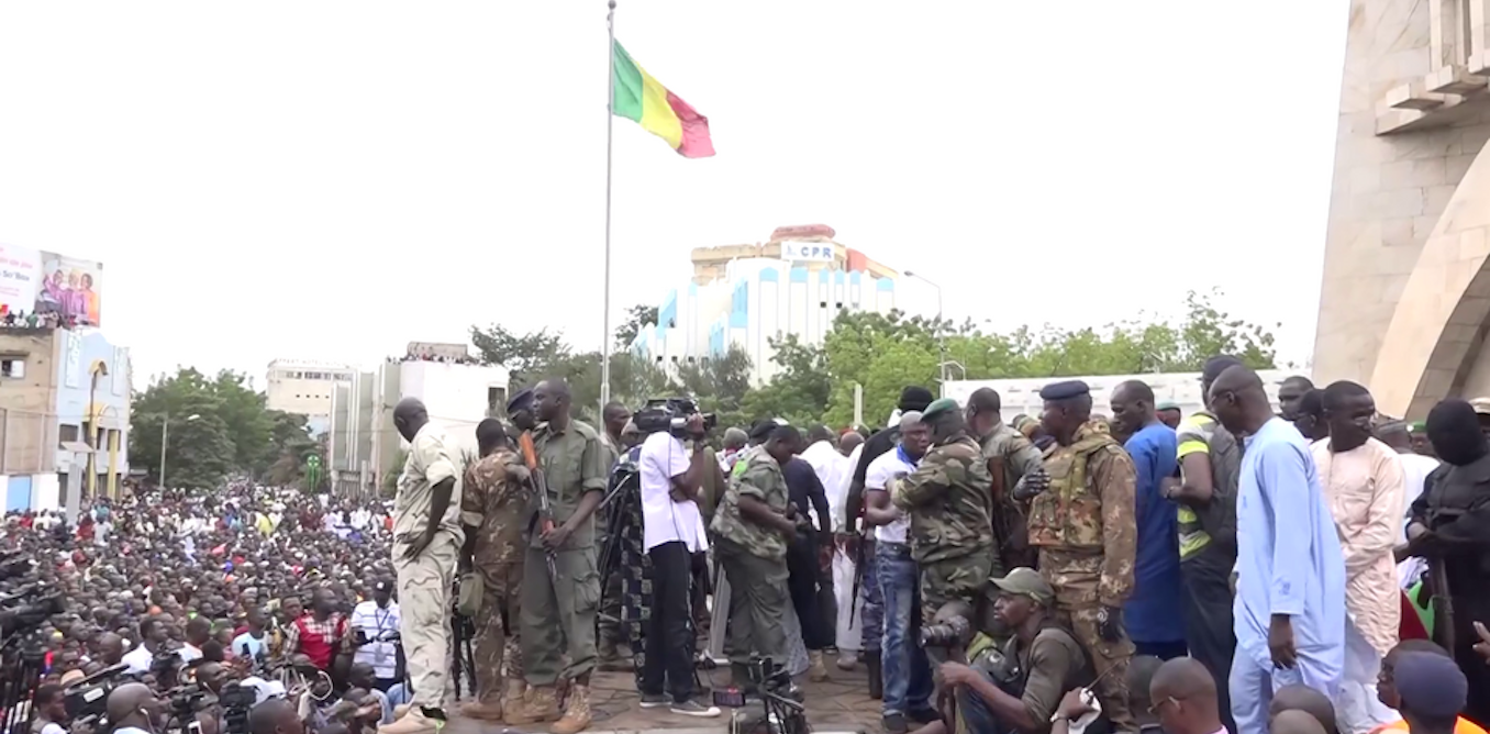 Comment les régimes autoritaires du Mali et du Burundi se maintiennent en fabriquant un ennemi