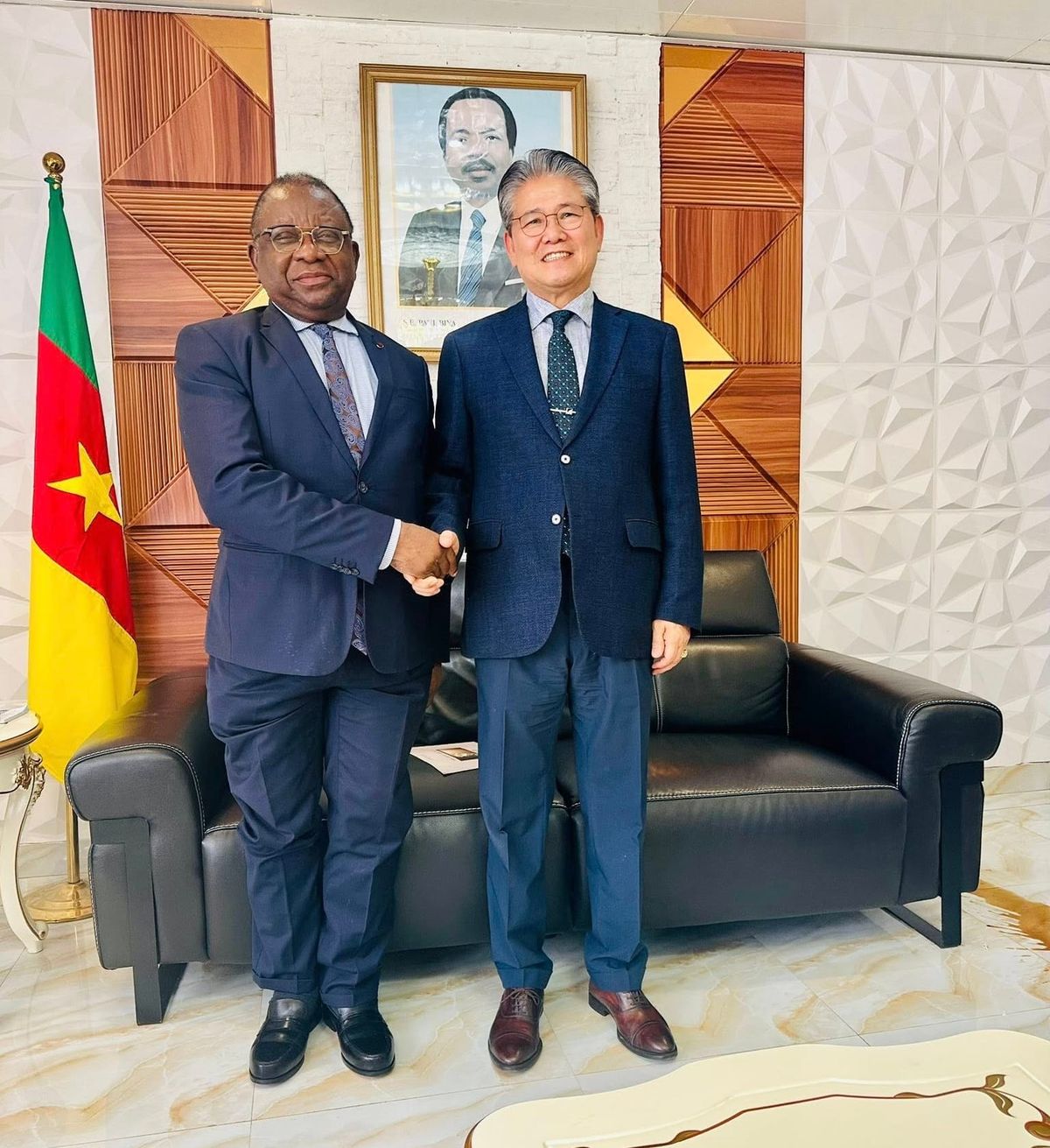 Cameroun : un industriel coréen prêt à investir massivement dans le cacao et l&rsquo;industrie
