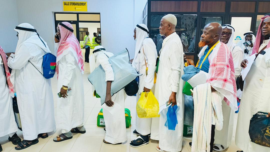 pèlerins burkinabè de retour du hadj 2026 à Ouagadougou