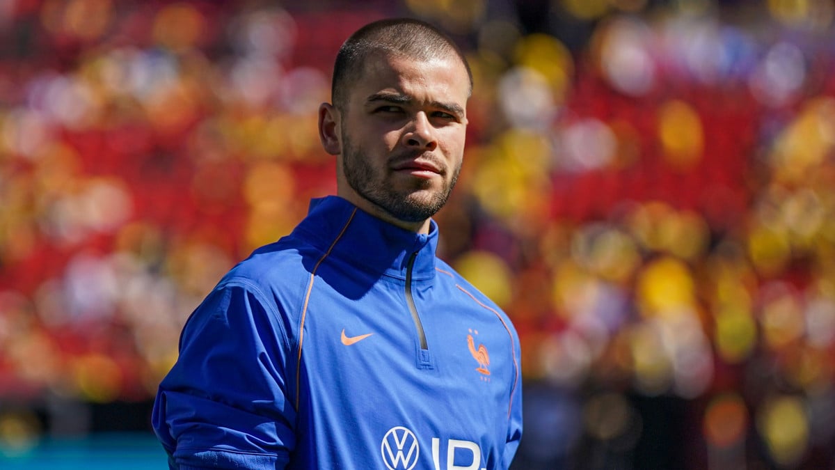 L&rsquo;énigme Lucas Chevalier au PSG : entre espoir déçu et avenir incertain