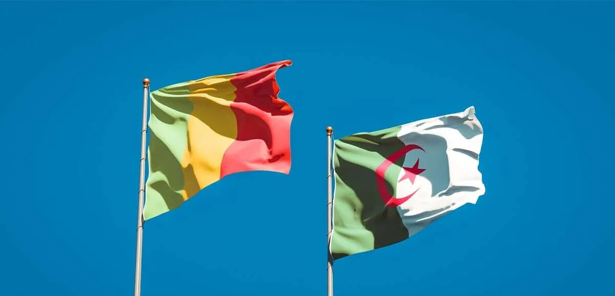 Algérie et Mali rétablissent leurs liens aériens et diplomatiques