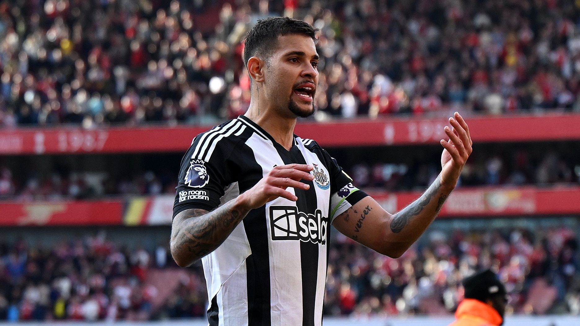 Bruno guimaraes : arsenal en négociations pour recruter la pépite brésilienne