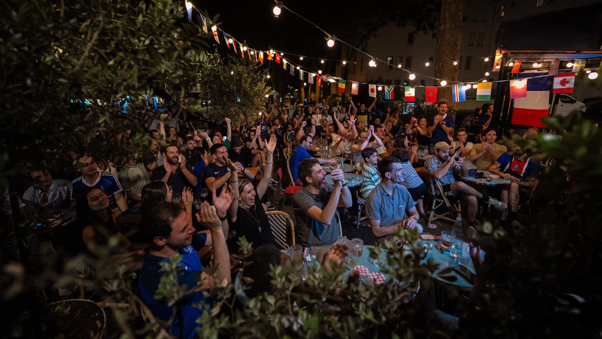 Ampleur des célébrations des bleus : bilan maîtrisé à Paris après Maroc