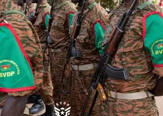 Burkina Faso : comment l&rsquo;armée affronte le défi des attaques terroristes