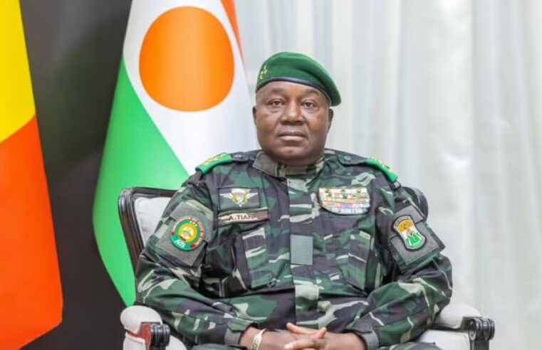 Niger : la junte militaire aggrave la crise des droits humains selon hrw
