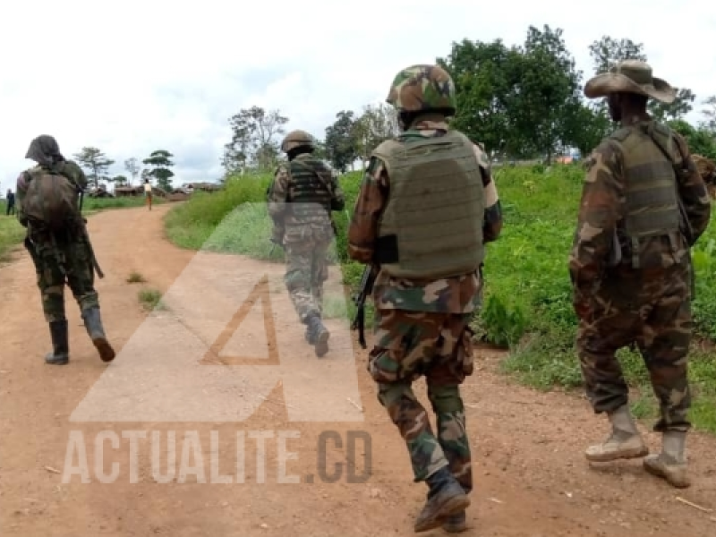 Interdiction des smartphones au front pour les militaires en rdc