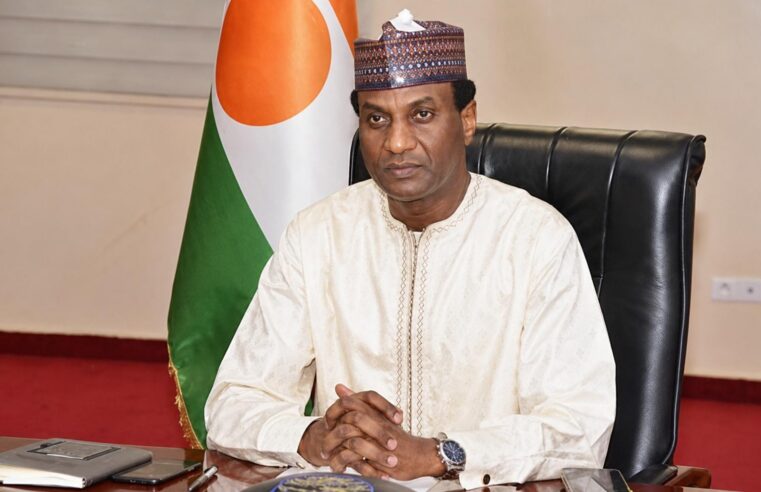 Au Niger, l&rsquo;étonnante précarité du pouvoir civil sous la junte militaire