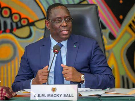 Rencontre historique entre macky sall et bassirou diomaye faye à Dakar