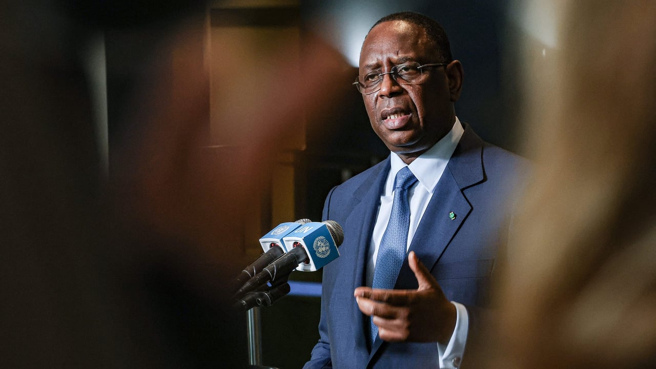 Sall à Dakar : une visite surprise aux allures discrètes
