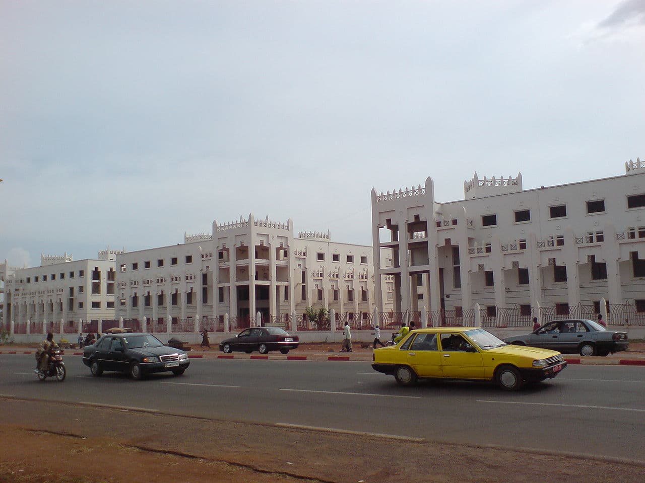 Projet électrique haute tension : la boucle 225 kv nord de Bamako se dote de 166 millions d’euros