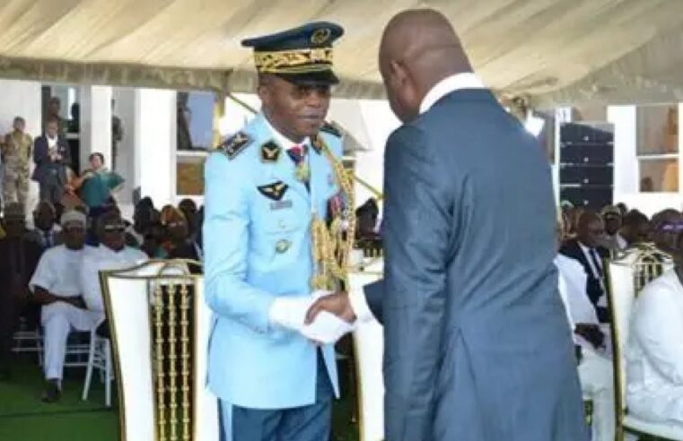 Le général Bertin Bada quitte l&rsquo;armée béninoise après 43 ans de service