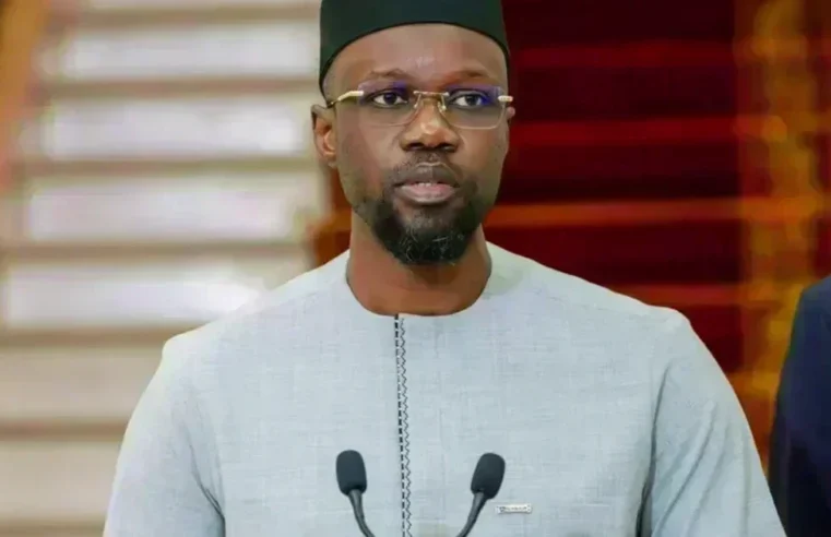 Décès de Serigne Abdou Bakhi Mbacké : Ousmane Sonko rend un hommage poignant