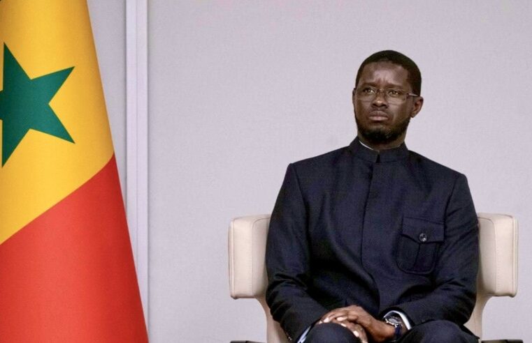 Faye lance kiiraay et tourne définitivement la page sonko