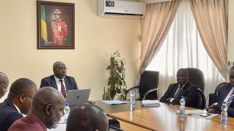 Le Gabon modernise son administration avec un guide légistique innovant