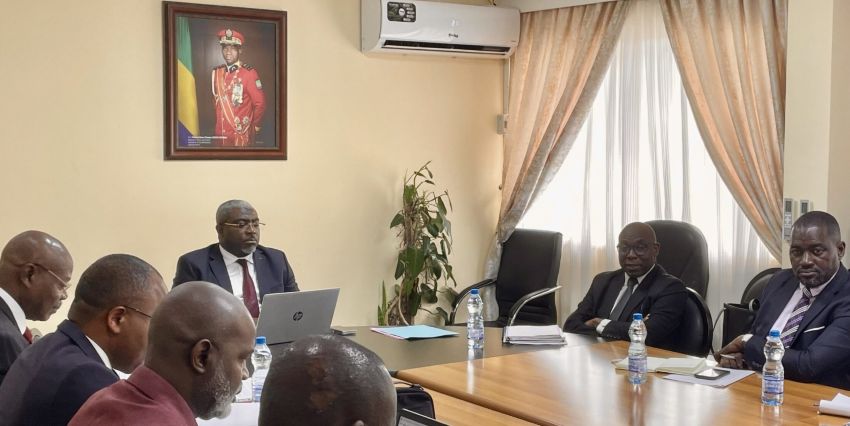 Le Gabon modernise son administration avec un guide légistique innovant