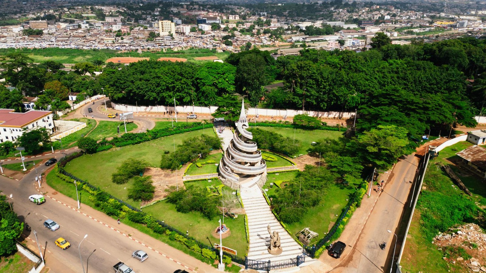 Cameroun : 623 milliards fcfa d’investissements afd en 2025, un record régional