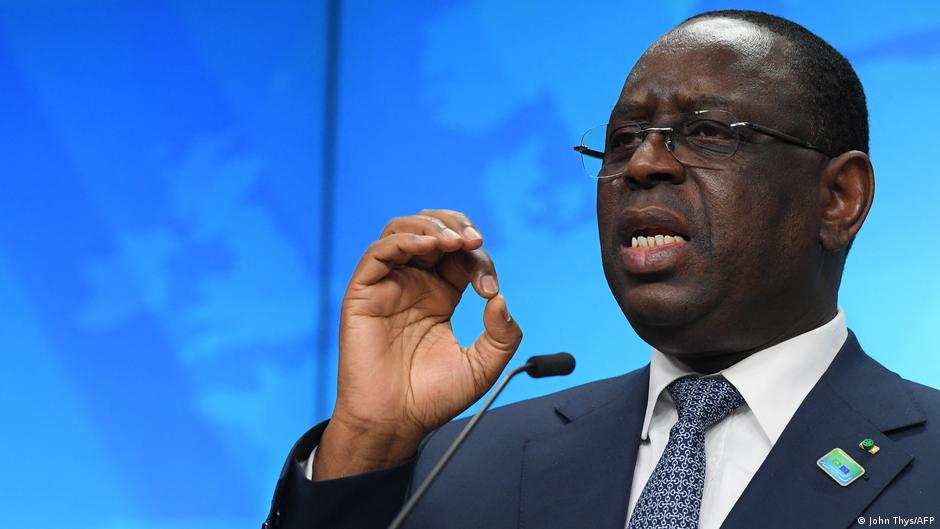 Contestation de la visite de macky sall au Sénégal