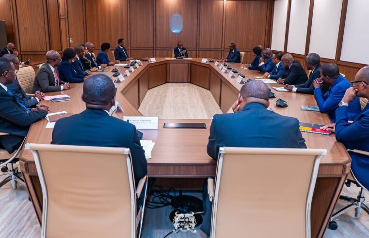 Fonction publique Bénin : 1110 agents promus au 12ème échelon grâce à une décision gouvernementale