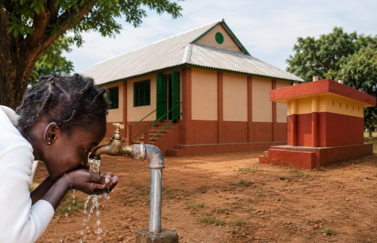 Plan social historique au Bénin : 31 milliards pour eau électricité soins et écoles