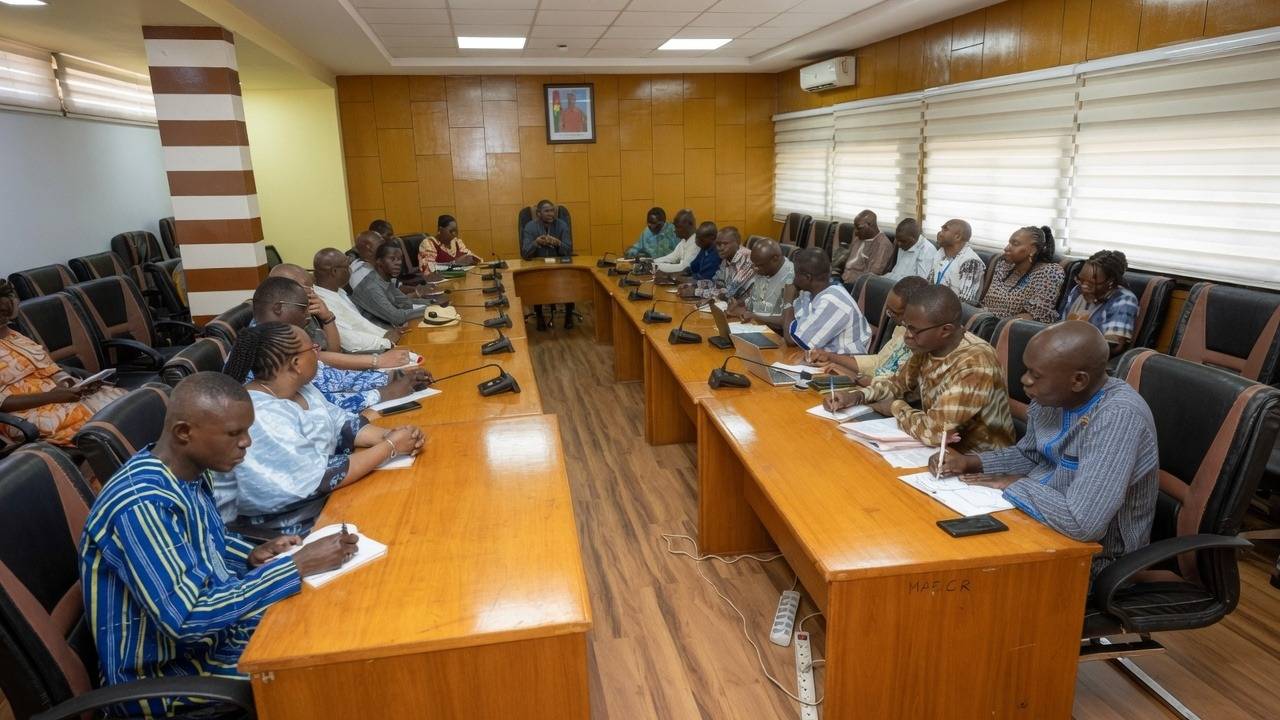 La fin des relations diplomatiques entre le Burkina Faso et la France après le départ des diplomates de Paris