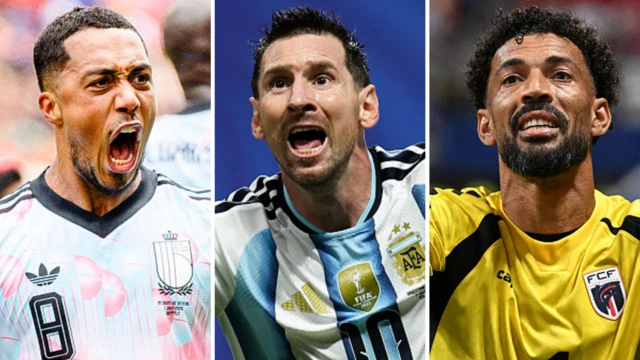 Le milieu belge Youri Tielemans, l'Argentin Lionel Messi et le gardien capverdien Vozinha, trois stars de la coupe du monde 2026