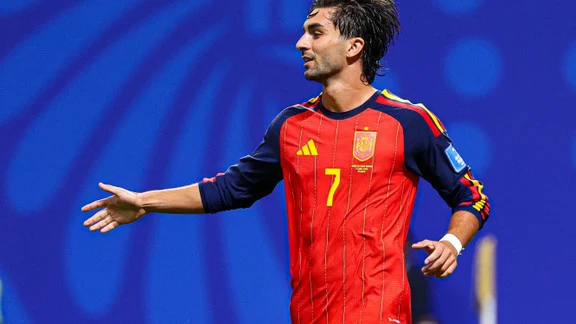 Ferran Torres, attaquant du fc Barcelone, en action