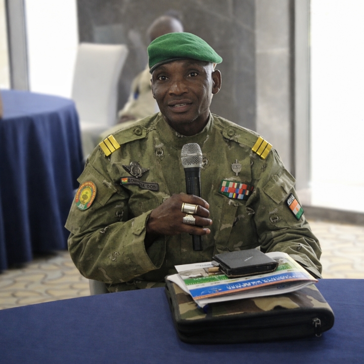 Le préfet de Torodi, capitaine Boureima Dobi, expose les efforts de l'État pour la sécurité