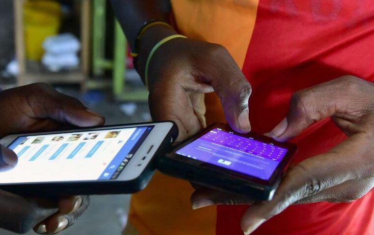 Gabon : les réseaux sociaux au cœur d&rsquo;un débat sur la liberté d&rsquo;expression avant l&rsquo;indépendance