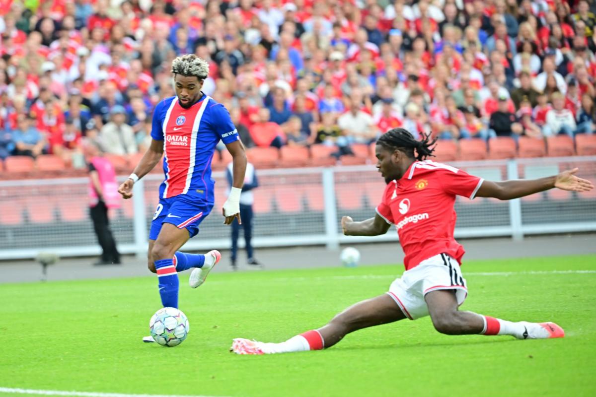 Psg et manchester united se séparent sur un match nul en préparation