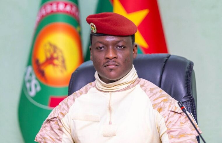 Formation militaire des journalistes au Burkina Faso : une polémique qui secoue la presse
