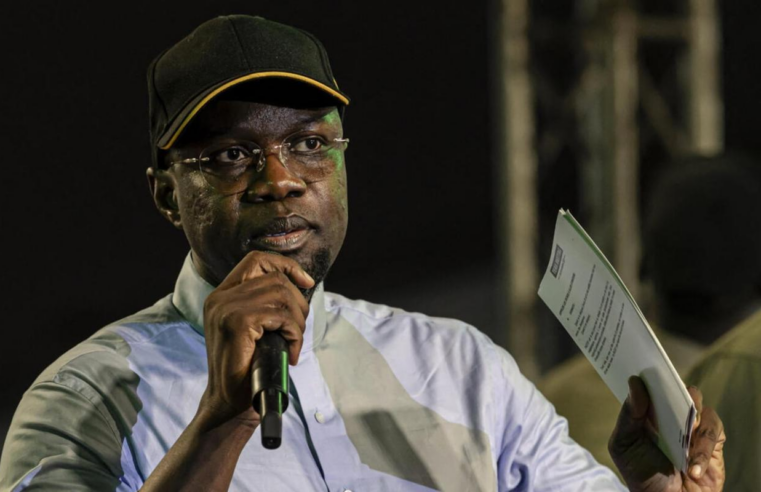 Pression sur Diomaye Faye pour les élections locales au Sénégal