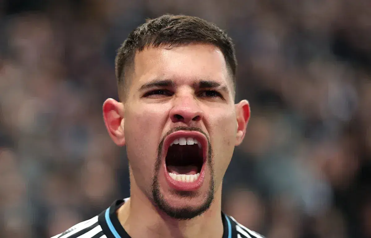 Bruno guimarães quitte newcastle pour arsenal en 2030