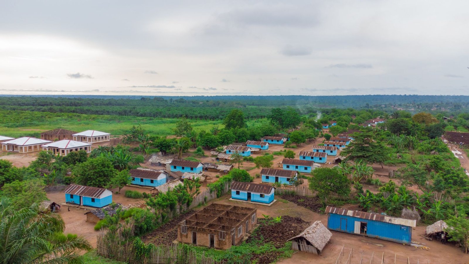Ituri : massacre nocturne des adf, 13 civils tués et un village rasé
