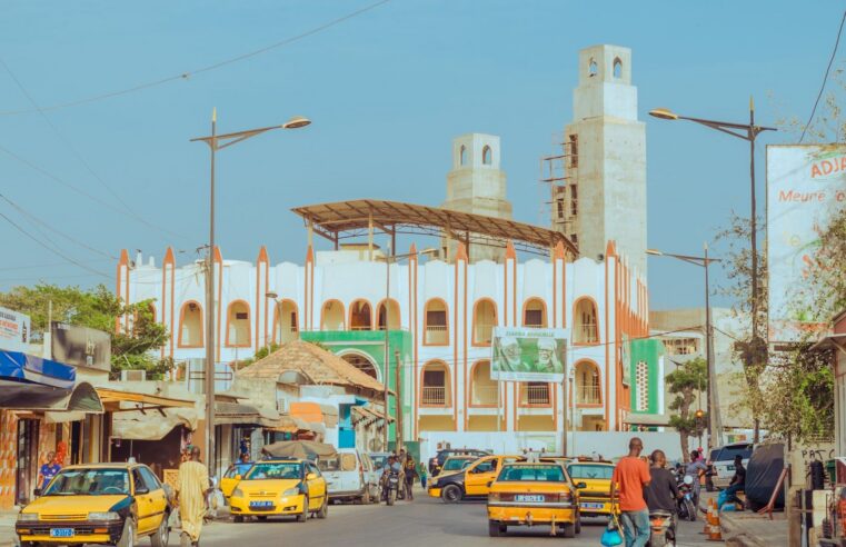 Réforme constitutionnelle au Sénégal : société civile et opposition unissent leurs voix