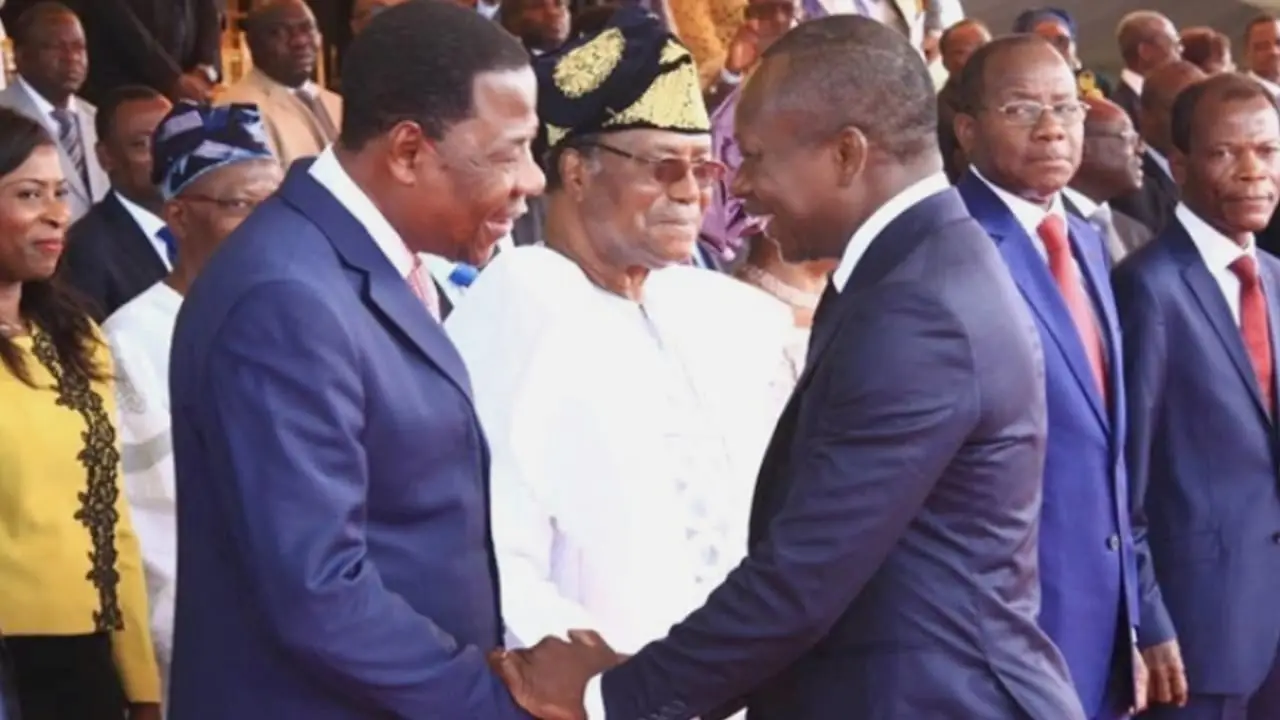 Les présidents Nicéphore Soglo (en blanc au fond), Boni Yayi (à gauche) et Patrice Talon (à droite)