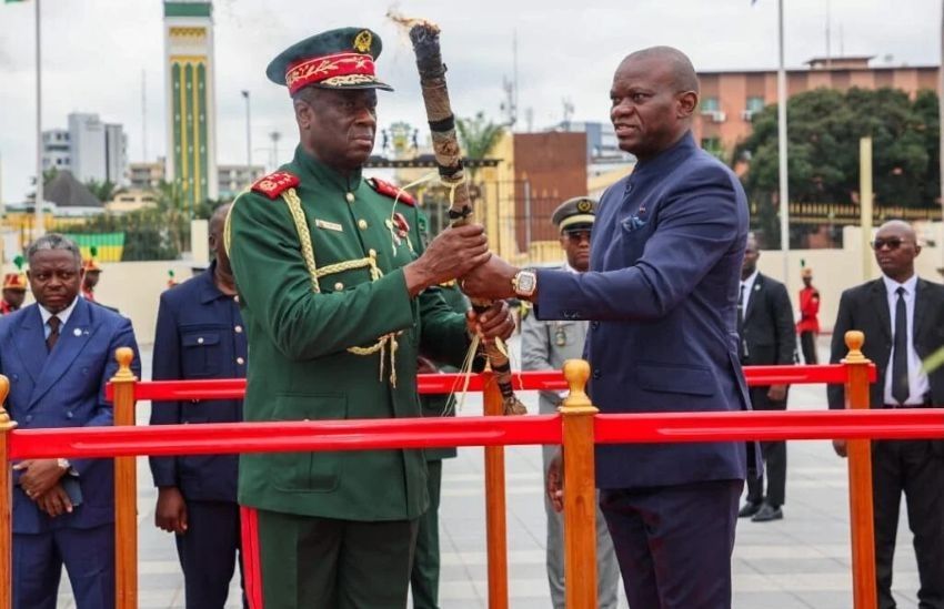 Transition politique entre le Gabon et la Guinée-Bissau