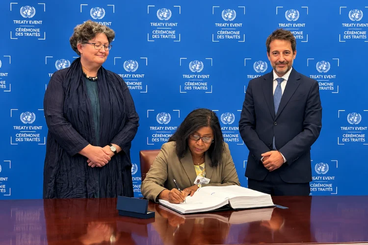 Gabon à l’ONU : Marie-Édith Tassyla-Ye-Doumbeneny marque un tournant diplomatique historique