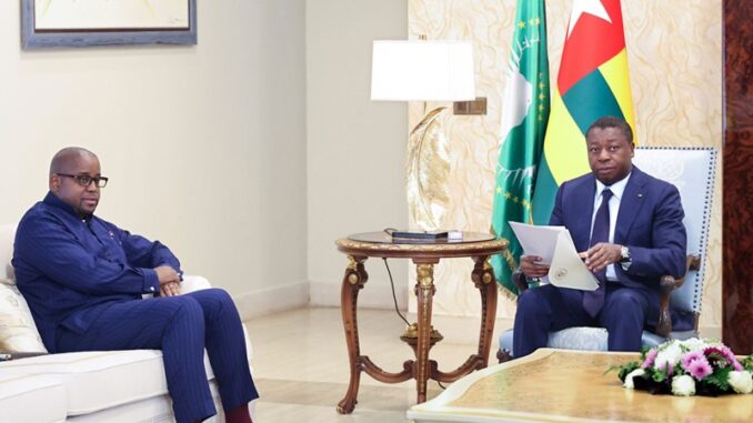 Rencontre diplomatique entre Faure Gnassingbé et le ministre congolais de l'Intégration régionale